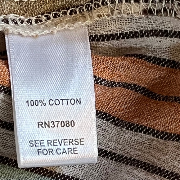 Cato Women's Size M Top Striped V Neck Cap Sleeve Frayed‎ Hem Cotton Blouse - Picture 3 of 6